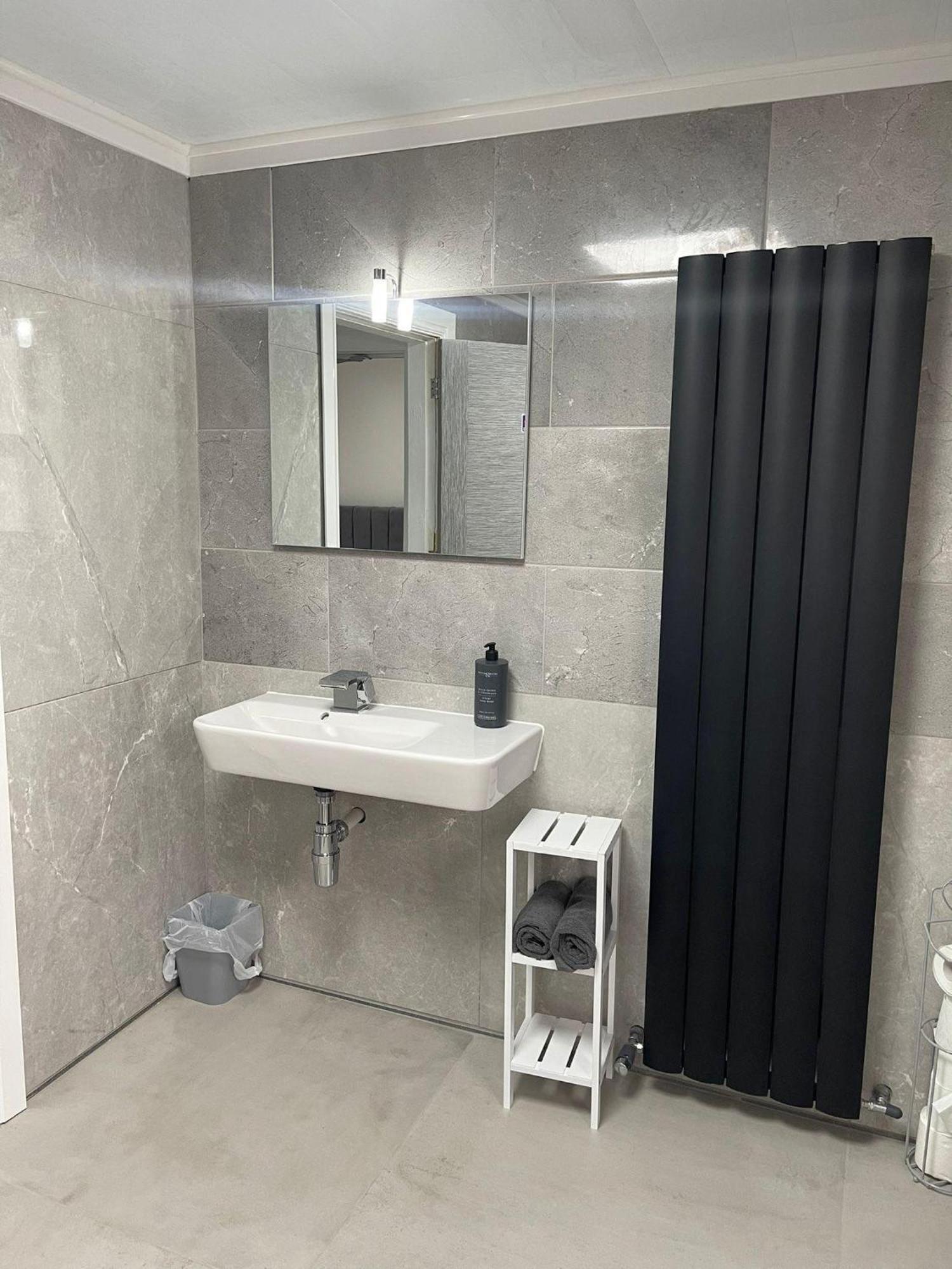 Boutique Rooms Бёкенхэд Экстерьер фото